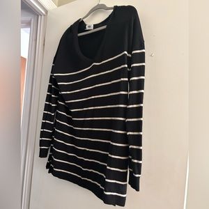 Old navy tunic sweater size Large